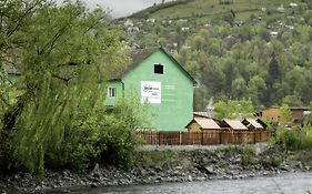 Dream Hostel Carpathians Rakhiv